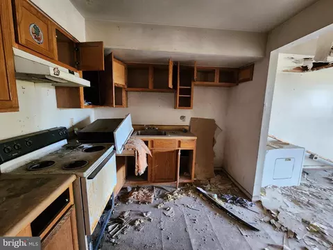 Other - 902 N Stricker St, Baltimore, MD 21217 photo 8 of 14
