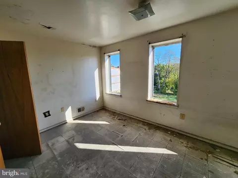 Bedroom - 902 N Stricker St, Baltimore, MD 21217 photo 3 of 3
