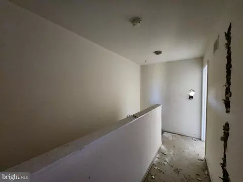 Entry Way - 933 N Mount St, Baltimore, MD 21217 photo 9 of 9