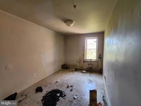 Bedroom - 1150 N Carrollton Ave, Baltimore, MD 21217 photo 1 of 1