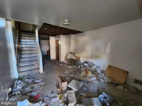 1019 N Mount St, Baltimore, MD 21217 photo 7
