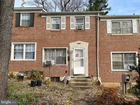 4766 Melbourne Rd, Baltimore, MD 21229