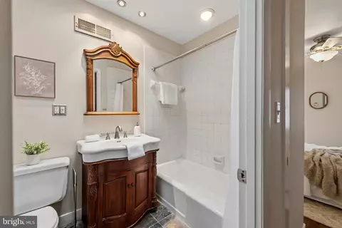 705 Dover St, Baltimore, MD 21230 photo 15