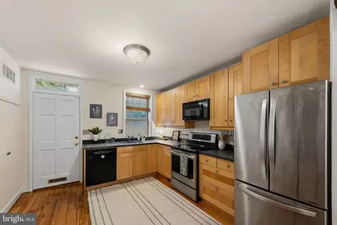 705 Dover St, Baltimore, MD 21230 photo 6