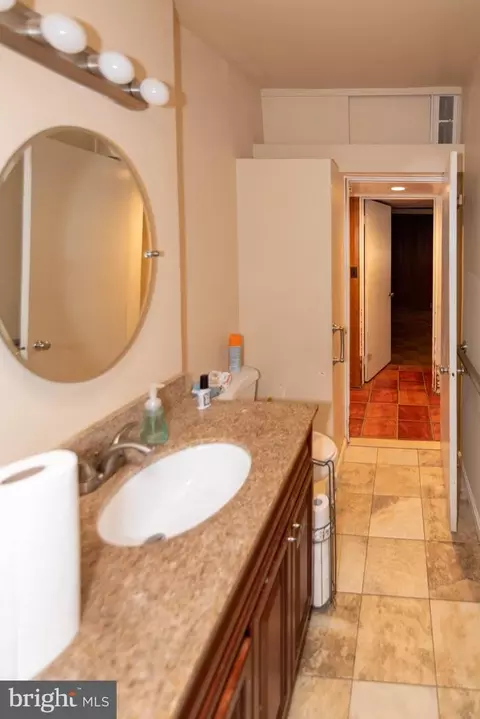 2807 W Strathmore Ave, Baltimore, MD 21209 photo 24