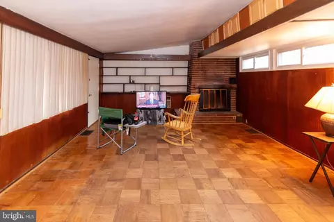 2807 W Strathmore Ave, Baltimore, MD 21209 photo 3