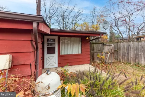 2807 W Strathmore Ave, Baltimore, MD 21209 photo 31