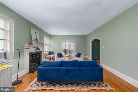 102 W 39th St #2B, Baltimore, MD 21210 photo 5