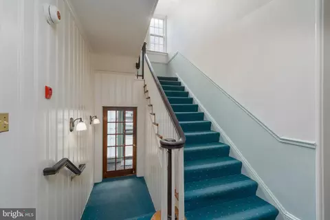 102 W 39th St #2B, Baltimore, MD 21210 photo 29