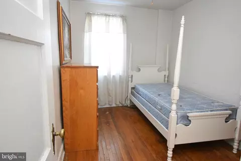 Bedroom - 1516 Coldspring Ln, Baltimore, MD 21218 photo 3 of 3