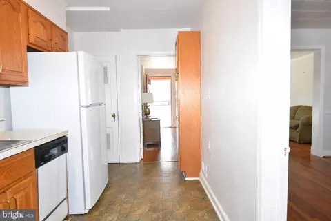 Entry Way - 1516 Coldspring Ln, Baltimore, MD 21218 photo 2 of 7