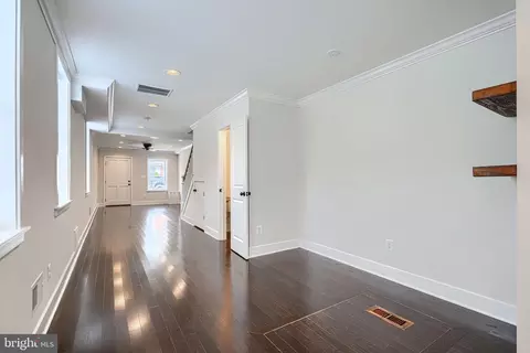 1459 Hull St, Baltimore, MD 21230 photo 10