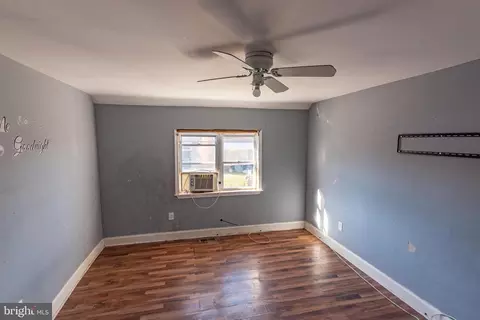 Bedroom - 1403 N Decker Ave, Baltimore, MD 21213 photo 5 of 8