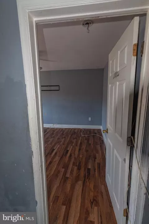 Entry Way - 1403 N Decker Ave, Baltimore, MD 21213 photo 12 of 19