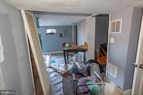 Entry Way - 1403 N Decker Ave, Baltimore, MD 21213 photo 19 of 19