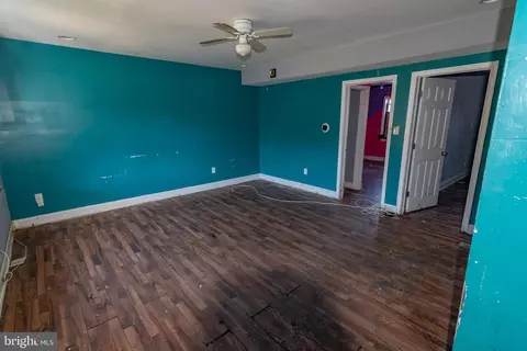 Living - 1403 N Decker Ave, Baltimore, MD 21213 photo 1 of 4
