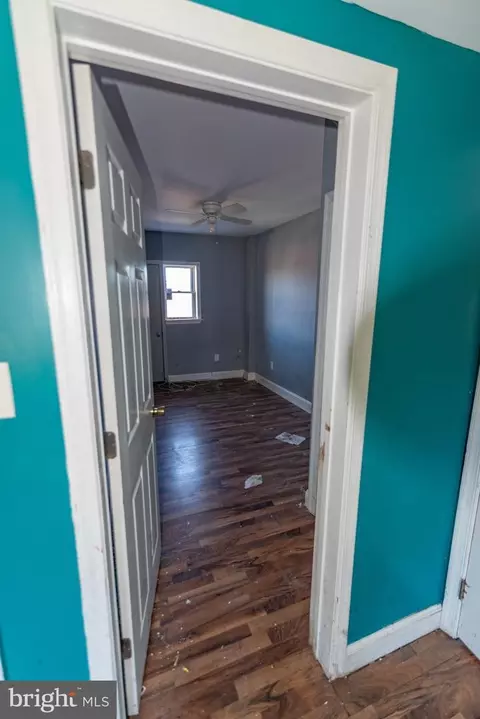 Entry Way - 1403 N Decker Ave, Baltimore, MD 21213 photo 5 of 19