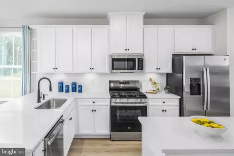 2931 Maisel St #CLARENDON 3 ST, Baltimore, MD 21230 photo 2