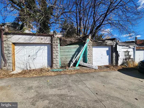 2948 Rumore St, Baltimore, MD 21214 photo 3