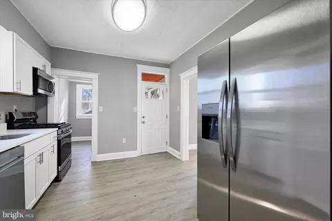 6113 Sefton Ave, Baltimore, MD 21214 photo 10