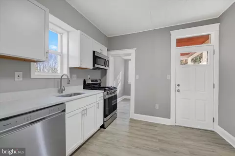 6113 Sefton Ave, Baltimore, MD 21214 photo 11