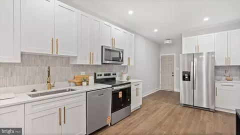 705 E 22nd St, Baltimore, MD 21218 photo 6