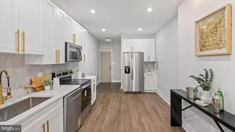 705 E 22nd St, Baltimore, MD 21218 photo 8