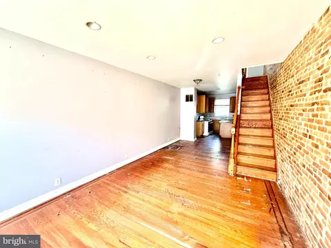 321 S Newkirk St, Baltimore, MD 21224 photo 2