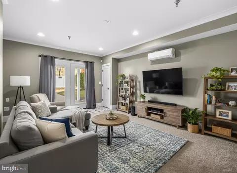 1456 Redfern Ave, Baltimore, MD 21211 photo 5
