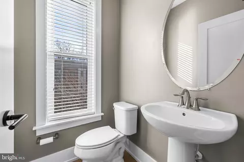 1456 Redfern Ave, Baltimore, MD 21211 photo 22