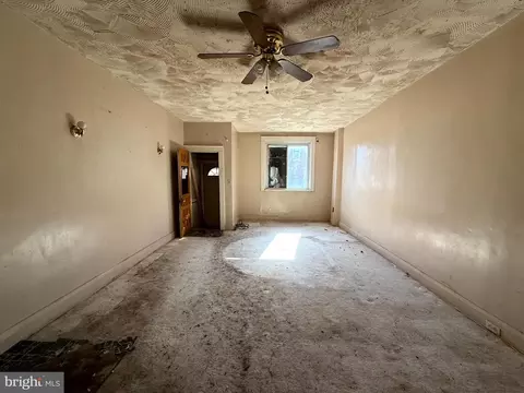 3114 E Monument St, Baltimore, MD 21205 photo 2