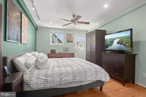 916 S Clinton St, Baltimore, MD 21224 photo 16
