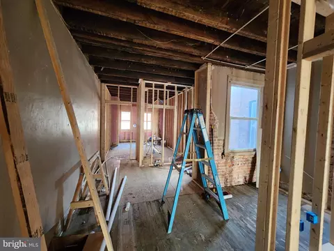536 E 22nd St, Baltimore, MD 21218 photo 9