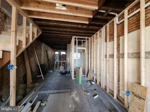 536 E 22nd St, Baltimore, MD 21218 photo 3