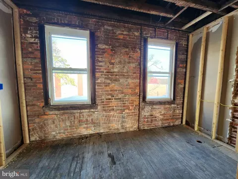 536 E 22nd St, Baltimore, MD 21218 photo 19