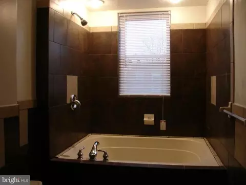 1717 E 25th St, Baltimore, MD 21213 photo 2