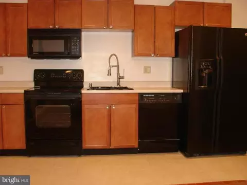1717 E 25th St, Baltimore, MD 21213