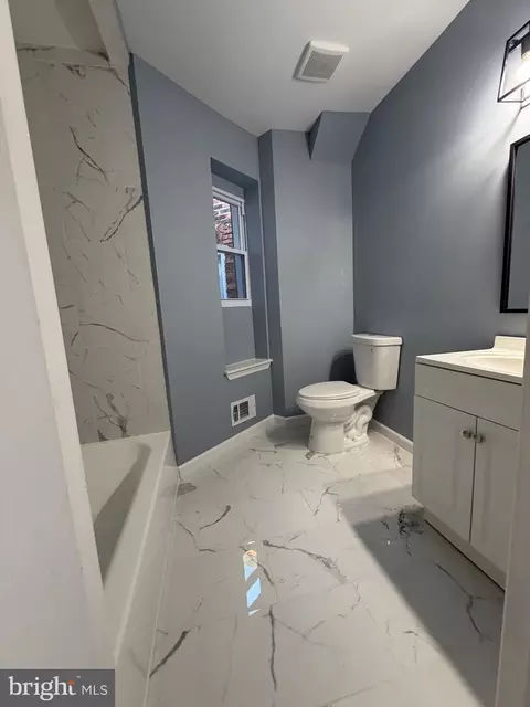 715 E 23rd St, Baltimore, MD 21218 photo 6