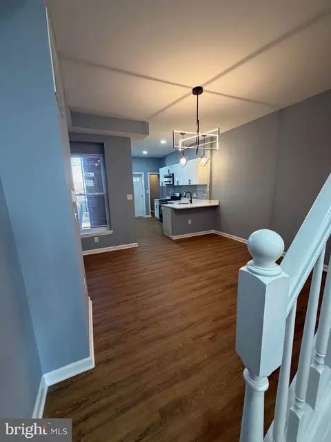 715 E 23rd St, Baltimore, MD 21218 photo 3