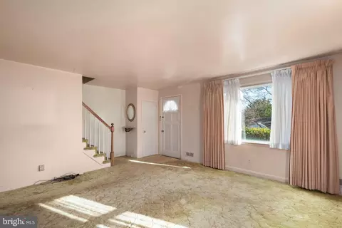 6822 Everall Ave, Baltimore, MD 21206 photo 4