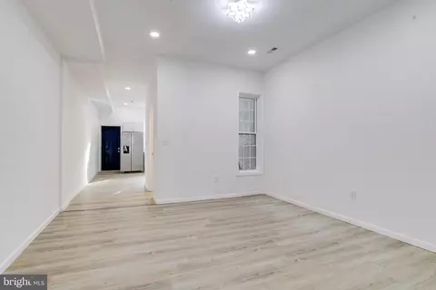 Living - 3015 Windsor Ave, Baltimore, MD 21216 photo 7 of 11