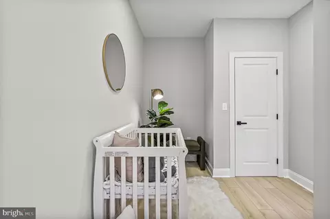 Entry Way - 539 E 23rd St, Baltimore, MD 21218 photo 6 of 10