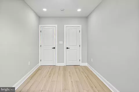 Entry Way - 539 E 23rd St, Baltimore, MD 21218 photo 8 of 10