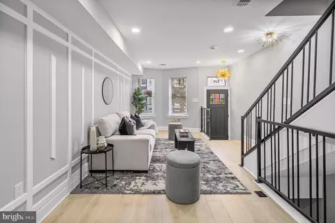 Entry Way - 539 E 23rd St, Baltimore, MD 21218 photo 2 of 10