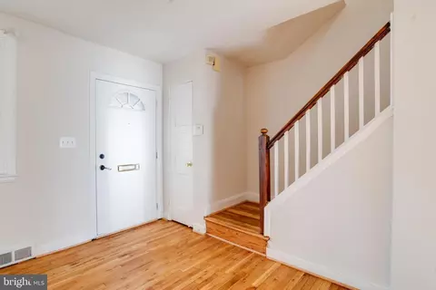 Entry Way - 4415 Old Frederick Rd, Baltimore, MD 21229 photo 1 of 7