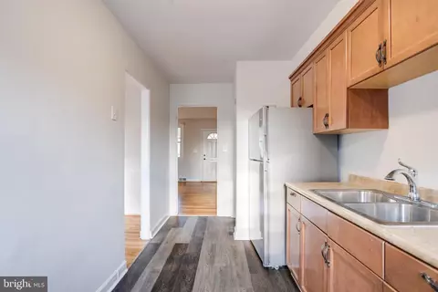 Entry Way - 4415 Old Frederick Rd, Baltimore, MD 21229 photo 5 of 7