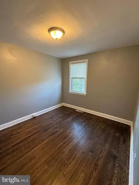 6138 Macbeth Dr, Baltimore, MD 21239 photo 7