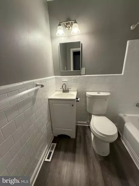 6138 Macbeth Dr, Baltimore, MD 21239 photo 5