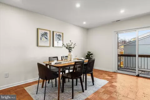 Dining - 2 Cross Keys Rd #2F, Baltimore, MD 21210 photo 2 of 4