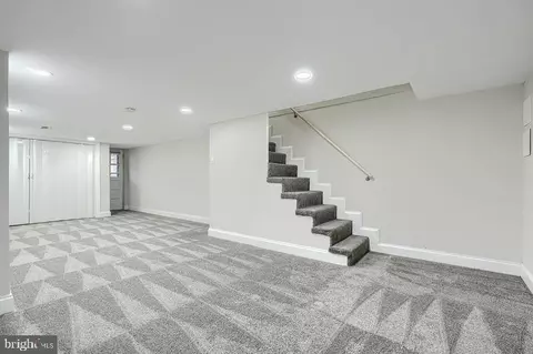 Entry Way - 3836 8th St, Baltimore, MD 21225 photo 4 of 5